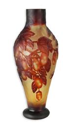 A CAMEO GLASS VASE GRAPES (Beeldjes - Decoratie), Antiek en Kunst, Verzenden