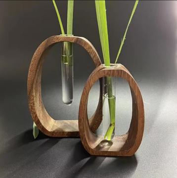 Setje Elegante Japandi Hydrocultuur Vaasjes van Walnooth... beschikbaar voor biedingen