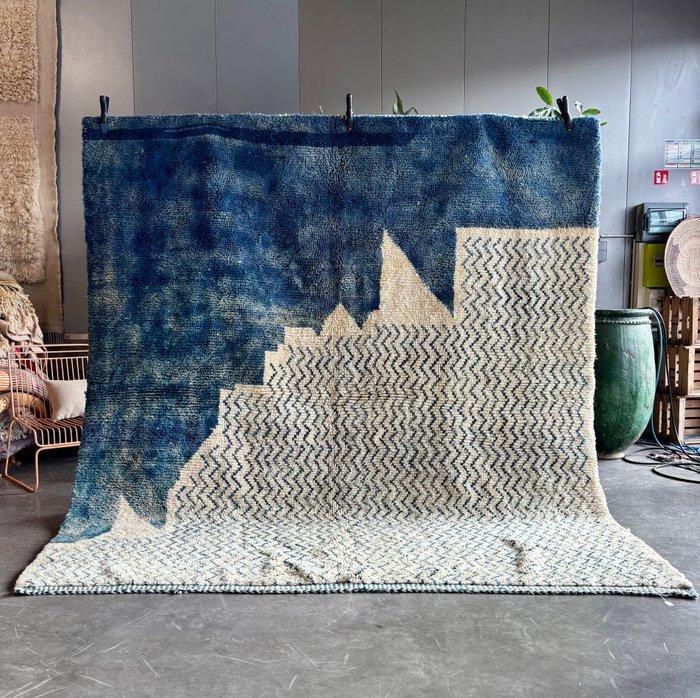 Berber blauw en wit Marokkaans - Vloerkleed - 300 cm - 260, Huis en Inrichting, Stoffering | Tapijten en Kleden