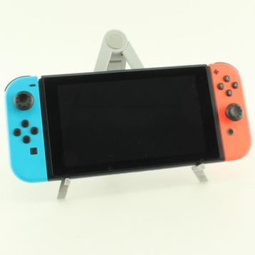 Nintendo Switch met Oplader zonder Dockingstation en beschikbaar voor biedingen