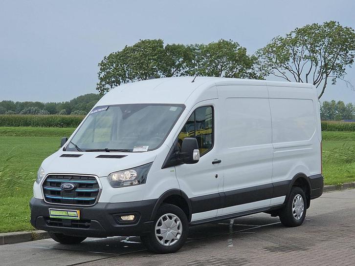 Ford E-Transit | Zakelijke Lease v.a. €538.24 pm, Auto's, Bestelauto's, Lease, Automaat, Elektrisch, Wit, Gebruikt, Ford, Financial lease