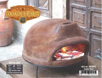 Terracotta pizzaoven, vuurplaats en barbecue beschikbaar voor biedingen
