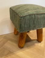 Poef - Hout, Wol, Antiek en Kunst
