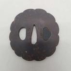 Japans antiek ijzeren tsuba - IJzer (gegoten) -  - Japan -