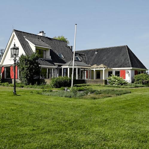 Ruime villa met 6 slaapkamers aan de Kniplaan 7 gevonden in, Huizen en Kamers, Huizen te huur, Direct bij eigenaar, (Studenten)kamer