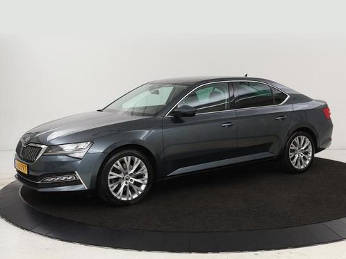 Zakelijke Lease |  Škoda Superb 1.4 TSI iV BnsEdPlus | Camer, Auto's, Skoda, Onderhoudsboekje, Lease, Zwart, Automaat, Hatchback