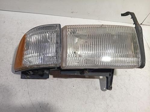 Koplamp rechts Dodge RAM 1500  5.9, Auto-onderdelen, Verlichting, ARN erkend, Stiba lid, Erkend duurzaam, Gebruikt, Herkomst onderdeel bekend