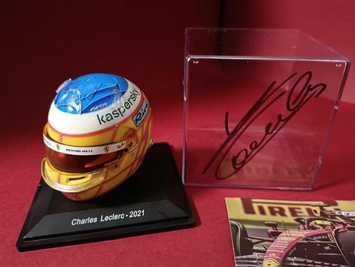 Ferrari - Charles Leclerc Season 2021 - Schaal 1/5 helm, Verzamelen, Automerken, Motoren en Formule 1