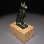 Oud-Egyptisch Brons Goddin Bastet-beeld. 9,5 cm H. Late