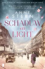 Schaduw en licht / Vrouwen van Berlijn / 1 9789022599846, Verzenden, Zo goed als nieuw, Anne Stern