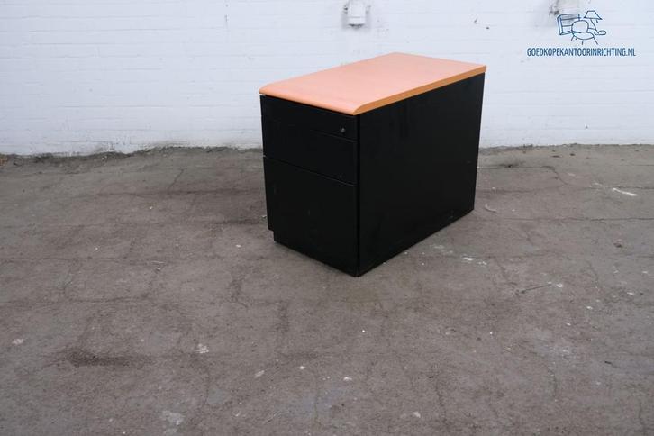 Febru | Tweedehands | Ladeblok | Zwart | Kersen blad | 3 lad, Huis en Inrichting, Kasten | Ladekasten, Gebruikt, Verzenden