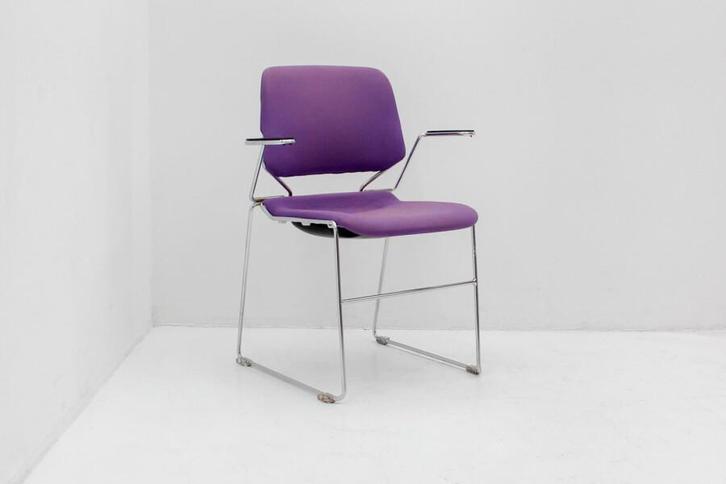 Kantinestoel Krueger Matrix, Huis en Inrichting, Stoelen, Gebruikt, Ophalen of Verzenden
