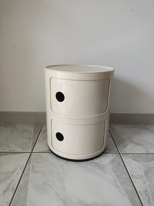 Kartell - Anna Castelli Ferrieri - Kabinet - ABS, Antiek en Kunst, Antiek | Meubels | Stoelen en Banken