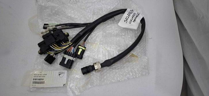 Ducati HEAD LIGHT WIRING HARNESS - 51011631A Superbike, Motoren, Onderdelen | Ducati, Verzenden