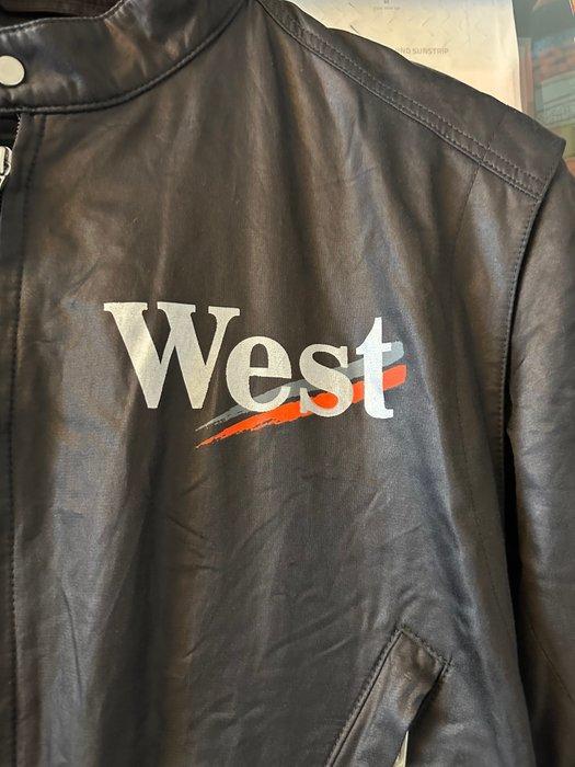 Mclaren - Formule 1 - Pitcrew pak, Verzamelen, Automerken, Motoren en Formule 1