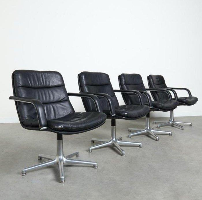 Artifort - Geoffrey D. Harcourt - Fauteuil (4) - Kalfsleer, Antiek en Kunst, Kunst | Designobjecten