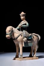 Oud-Chinees, Ming-dynastie Aardewerk Ruiterfiguur op paard -, Antiek en Kunst