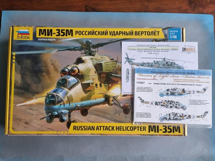 Zvezda 4813 MI-35M 1:48 + Oekraine decals + paint masks, Hobby en Vrije tijd, Modelbouw | Vliegtuigen en Helikopters, Verzenden