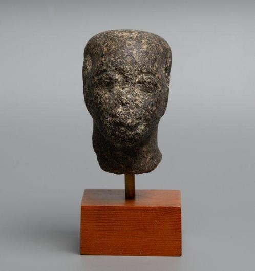 Oud-Egyptisch Groene steen Hoofd van een priester. Late, Verzamelen, Mineralen en Fossielen