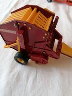 Ertl, Siku 1:32 - Modelauto (6) - CASE INTERNATIONAL tractor, Hobby en Vrije tijd, Nieuw