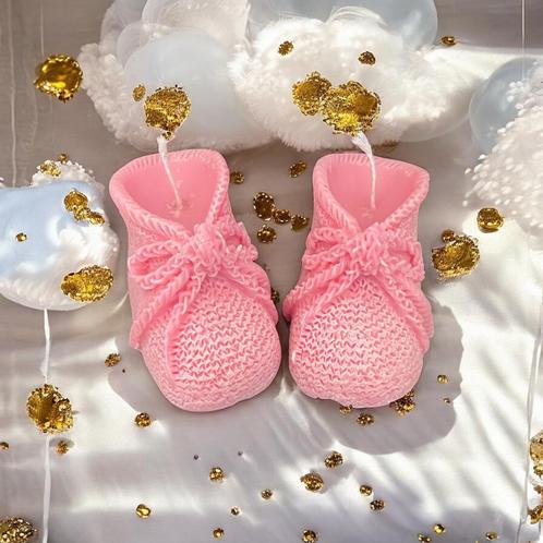 Babybootie kaars, Huis en Inrichting, Woonaccessoires | Kandelaars en Kaarsen, Minder dan 25 cm, Wit, Blauw, Overige kleuren, Nieuw