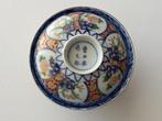 Imari bowl with lid - Porselein - Japan - Meiji periode, Antiek en Kunst