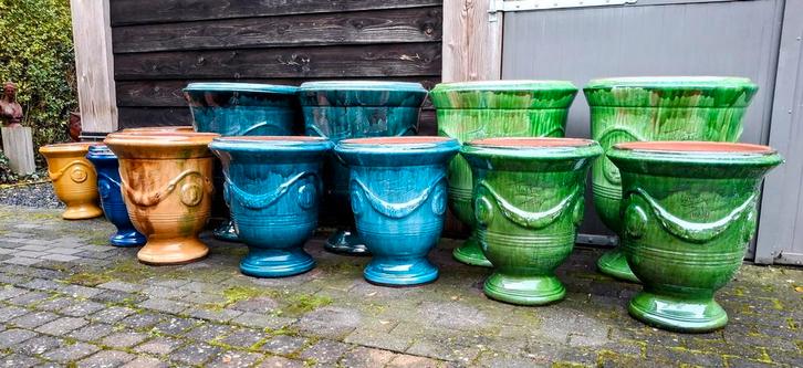Potten gietijzer geglazuurd terracotta of beton the old way., Tuin en Terras, Bloempotten, Nieuw, Metaal, Binnen, Balkon, Tuin