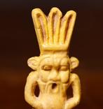 Oud-Egypte Faience grote amulet van de god Bes met Spaanse