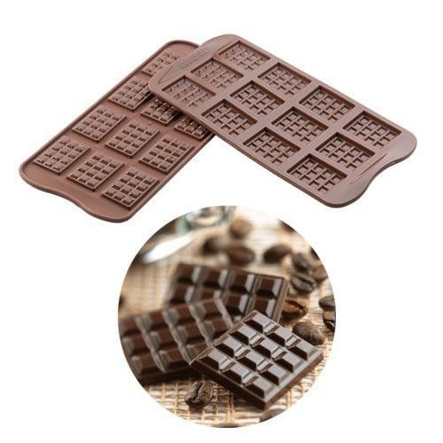 Silikomart Chocolademal Tabletjes (12x) 3,8x2,8 cm, Hobby en Vrije tijd, Taarten en Cupcakes maken, Nieuw, Verzenden