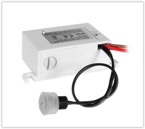 Schemerschakelaar - Externe PIR sensor - 2300W - Inbouw, Hobby en Vrije tijd, Elektronica-componenten, Ophalen of Verzenden