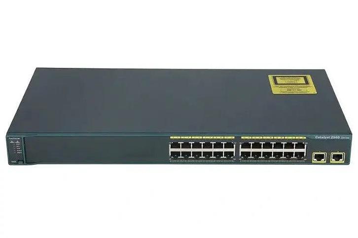 Cisco Catalyst 2960 WS-C2960-24TT-L + 1000BT LAN Base Image, Computers en Software, Netwerk switches, Zo goed als nieuw, Ophalen of Verzenden