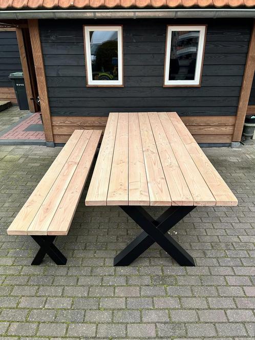 Douglas tuintafel met stalen X-poot – gratis bezorgd, Tuin en Terras, Tuintafels, Nieuw, Hout