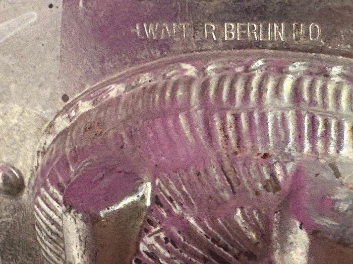 H. Walter, Berlijn: chocoladevorm in de vorm van een, Antiek en Kunst, Antiek | Keukenbenodigdheden