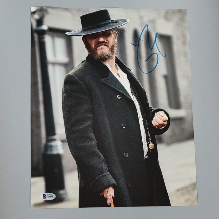 Peaky Blinders - Tom Hardy (Alfie Solomons) – Signed 11x14, Verzamelen, Film en Tv