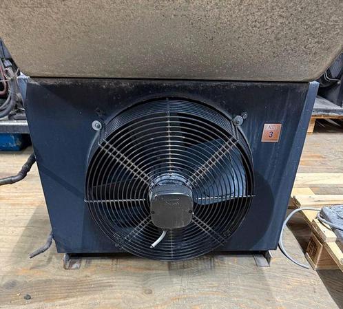 Condensor B70 x D30 x H54cm, Zakelijke goederen, Kantoor en Winkelinrichting | Winkel en Inventaris