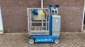 Genie GR-15 masthoogwerker beschikbaar voor biedingen