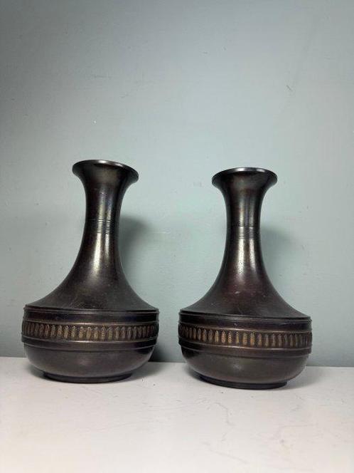 Vaas (2) - Elegante Set van 2 Antieke Koper Art Deco, Antiek en Kunst, Curiosa en Brocante