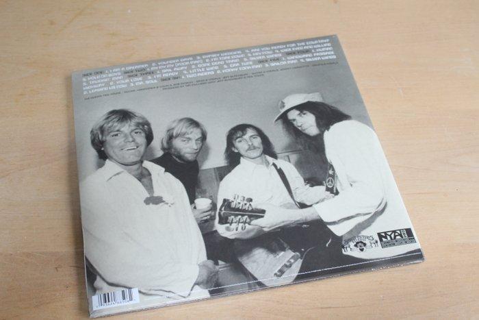 Neil Young & Related, The Ducks - High Flying - 3 x LP album, Cd's en Dvd's, Vinyl Singles