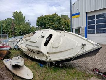 (Locatie Heeg) Zeilboot zonder mast beschikbaar voor biedingen