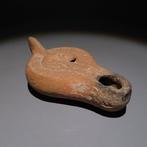 Byzantijns Terracotta Oliepot met een haas. 5e - 4e eeuw na