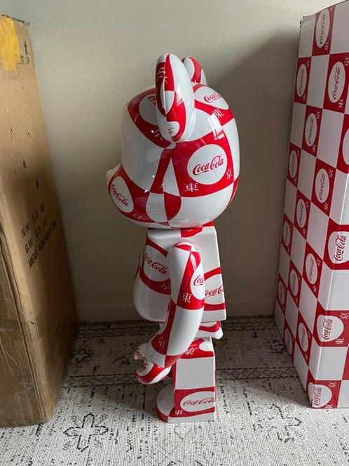 MEDICOM TOY x ATMOS x COCA - Be@rbrick 1000% Atmos Coca-Cola, Antiek en Kunst, Kunst | Schilderijen | Modern