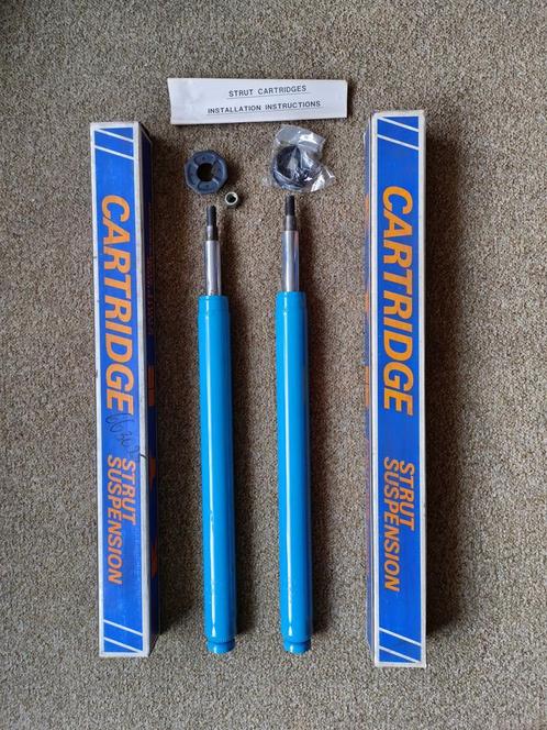 Mitsubishi Lancer I en II schokbreker inserts vooras KYB, Auto-onderdelen, Ophanging en Onderstel, Nieuw, Oldtimer onderdelen