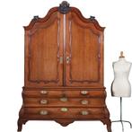 Dubbel gebogen kabinet in prachtige oude kleur 18e eeuws No8, Antiek en Kunst, Antiek | Meubels | Kasten, Ophalen of Verzenden