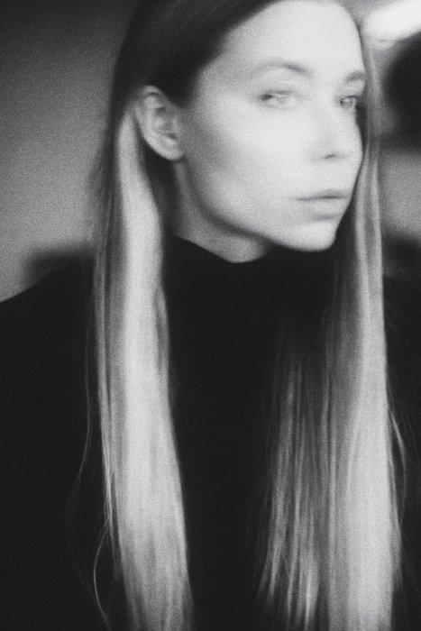 Marta Romashina - Half Known, Antiek en Kunst, Kunst | Designobjecten