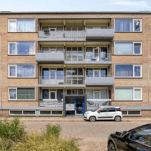 Appartement met balkon geschikt voor studenten en ..., Huizen en Kamers, Huizen te huur, Direct bij eigenaar, Noord-Brabant, Appartement