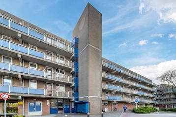 Appartement te huur 3 kamers, Alphen aan den Rijn beschikbaar voor biedingen