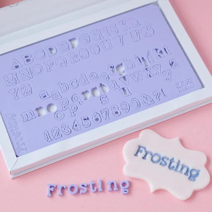 Sweet Stamp Frosting Letters & Cijfers Set, Hobby en Vrije tijd, Taarten en Cupcakes maken, Nieuw, Verzenden