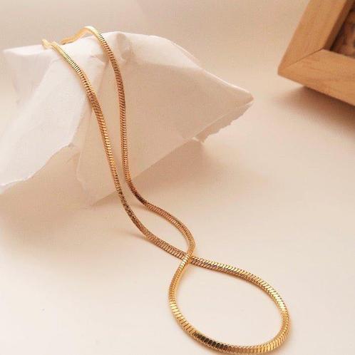 Slanke ketting met visgraatmotief - Vierkant, Sieraden, Tassen en Uiterlijk, Kettingen, Verzenden