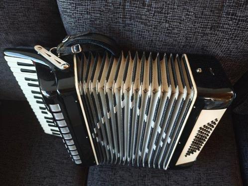 Parrot - - Klvieraccordeon - China (Zonder Minimumprijs), Muziek en Instrumenten, Blaasinstrumenten | Blokfluiten