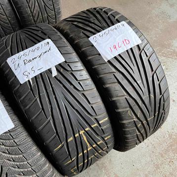2 x Uniroyal RainSport 245-40-19 Zomerbanden 5,5mm beschikbaar voor biedingen